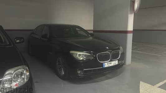 BMW 7-Series 2012