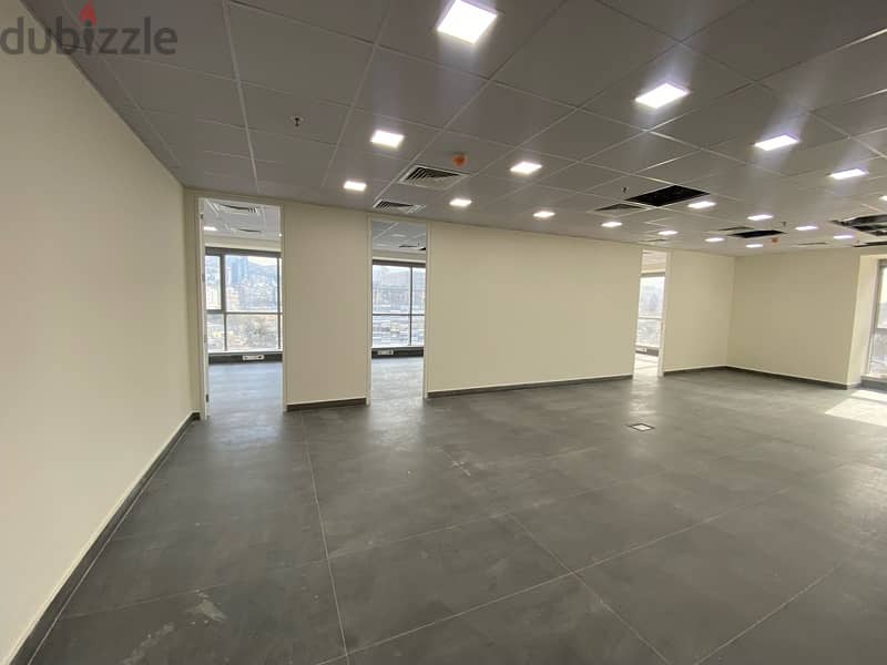 Modern Corporate office open space achrafieh 0