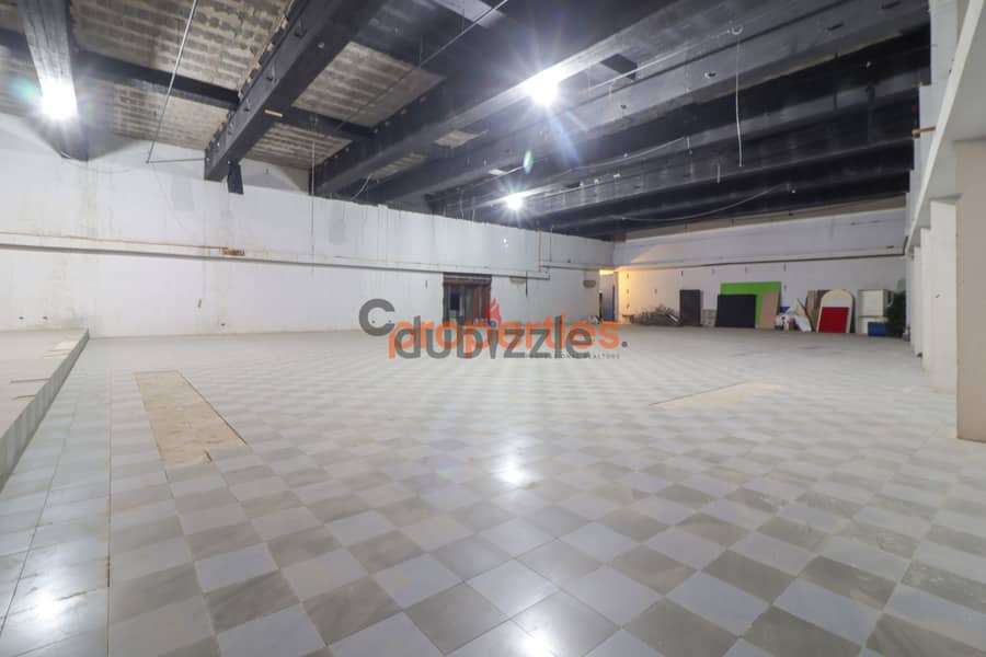 Showroom for Rent in Sahel Alma معرض للإيجار بساحل علما CPKCB52 4