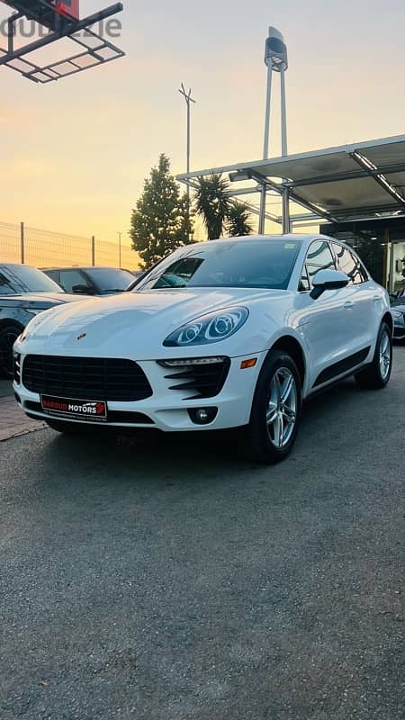 Porsche Macan 2017 “S” Clean Carfax 1