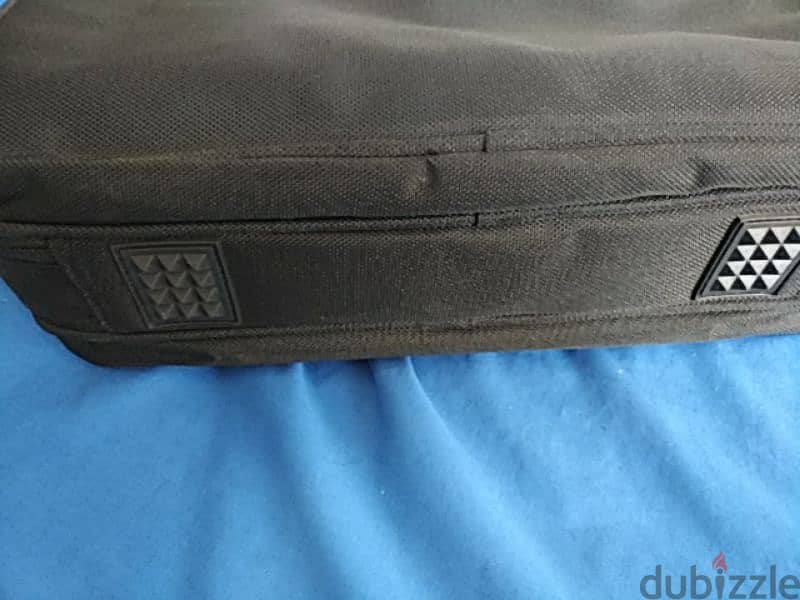 Discovery suitcase (laptop or else) - Final price 4