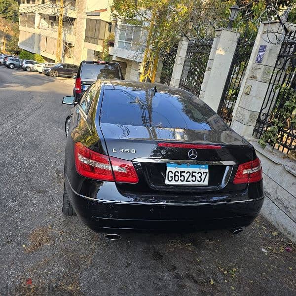 Mercedes-Benz E-Class 2010 1