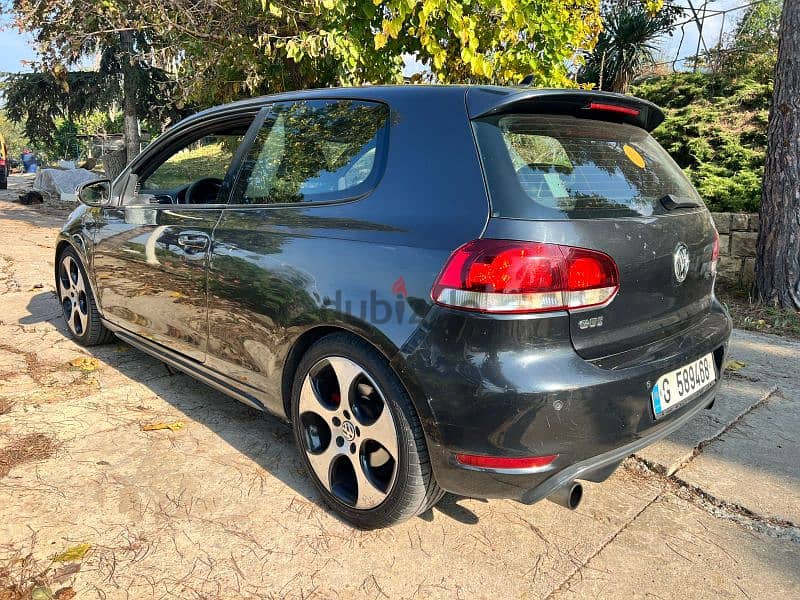 Volkswagen Golf 2010 6