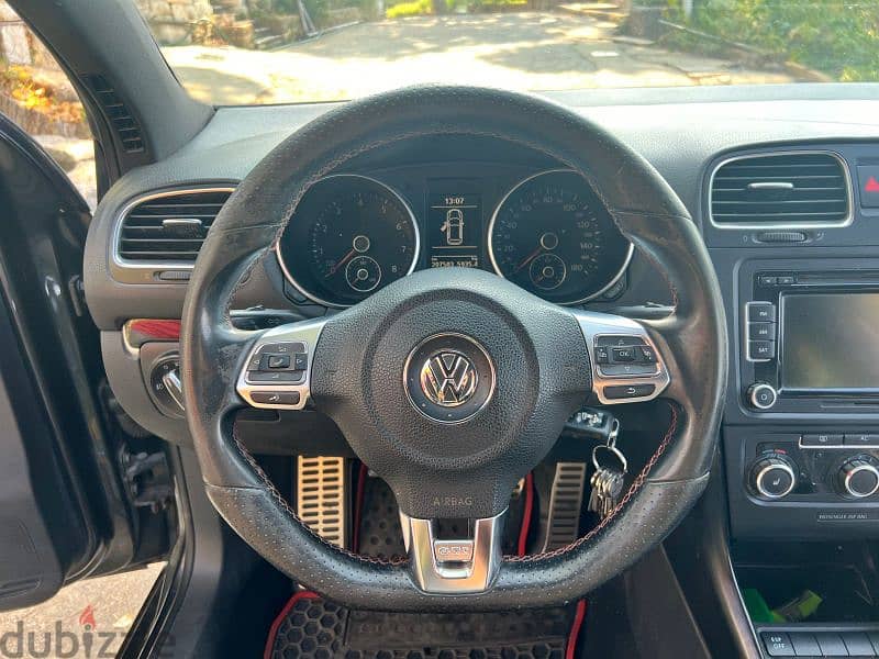 Volkswagen Golf 2010 7