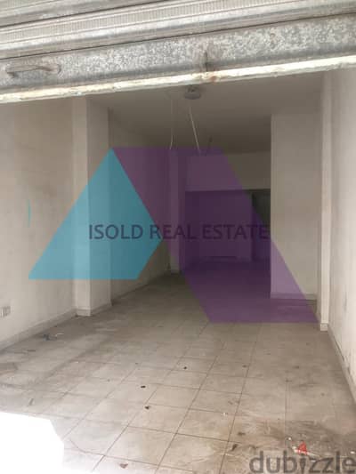 A 60 m2 store for sale in Bauchrieh,Prime Location