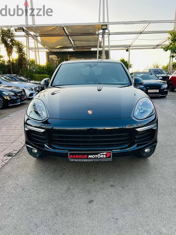 Porsche Cayenne 2017 “S” Clean Carfax 10