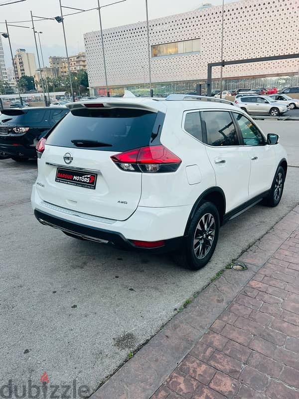 Nissan Rogue 2018 3