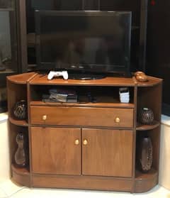 TV Unit 0