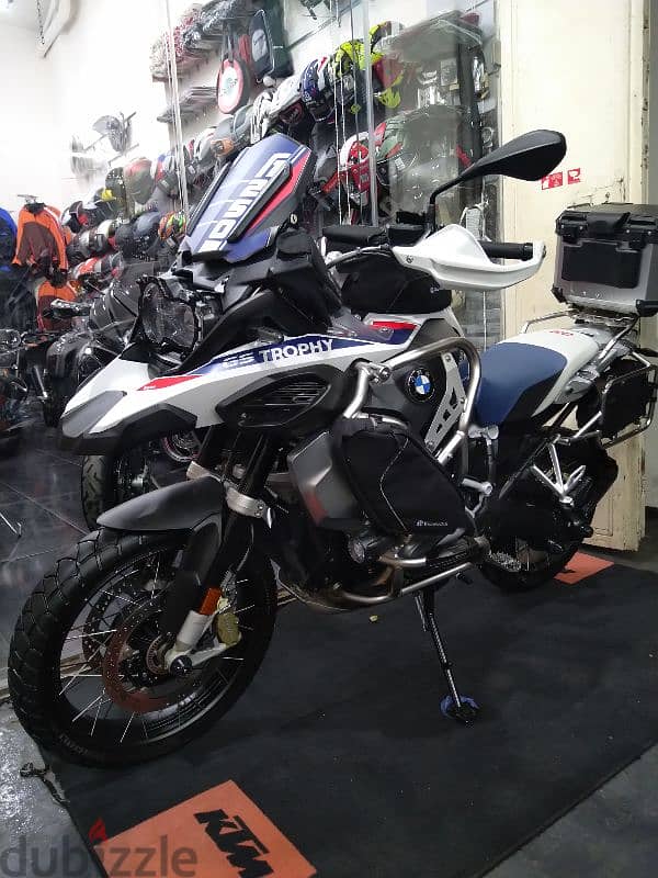 BMW GSA 1250cc Trophy 6700klm on odo model 2023 6