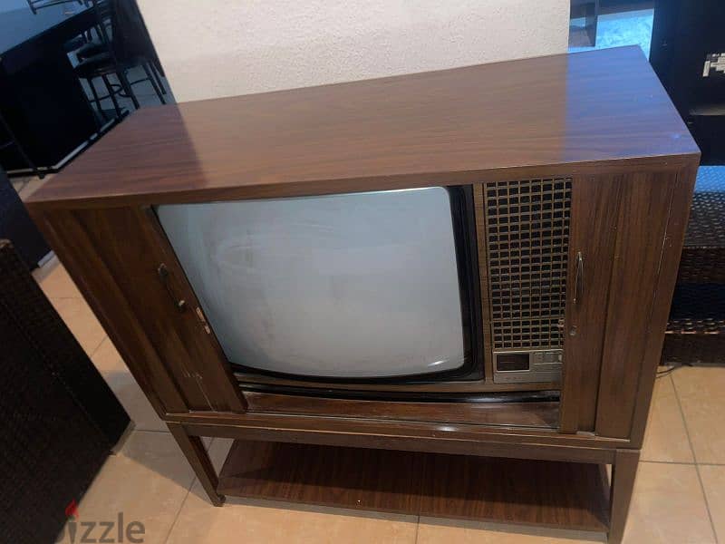 TV Antique 0