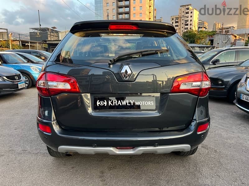 Renault Koleos 4WD One owner 6