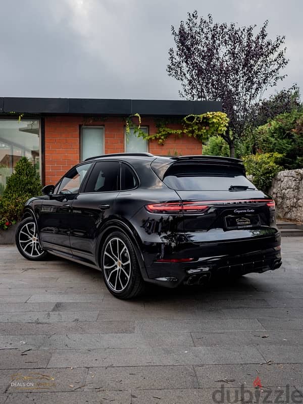 Porsche Cayenne Turbo 2019, Porsche Beirut Source&Services. 13.000Km 1