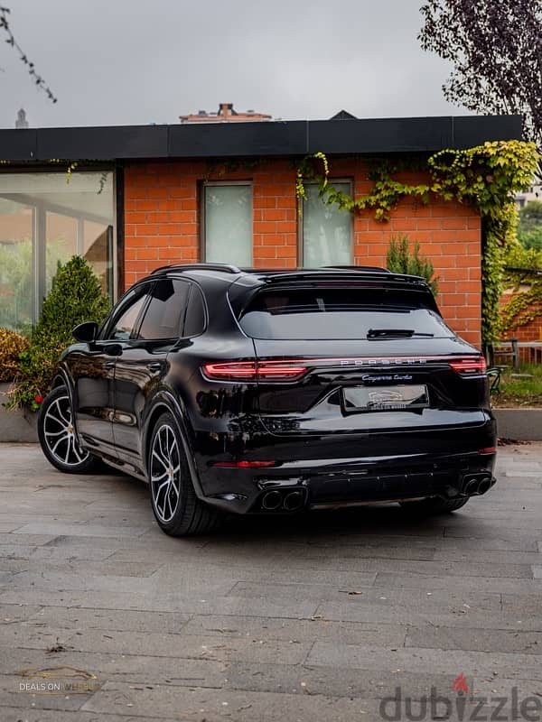 Porsche Cayenne Turbo 2019, Porsche Beirut Source&Services. 13.000Km 4