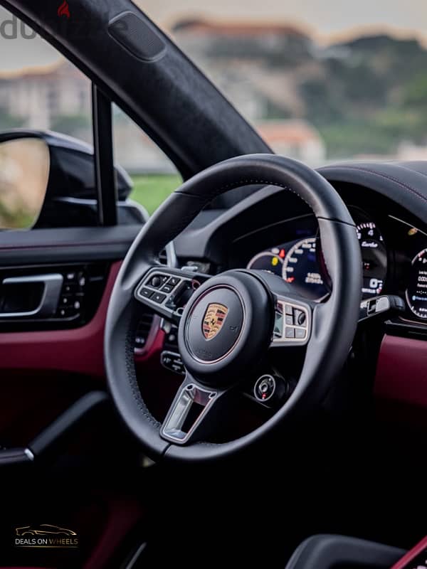 Porsche Cayenne Turbo 2019, Porsche Beirut Source&Services. 13.000Km 16