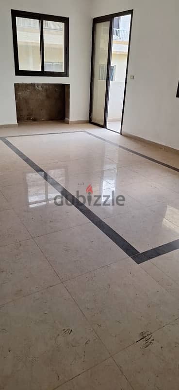 For Sale: Apartment in Zakrit