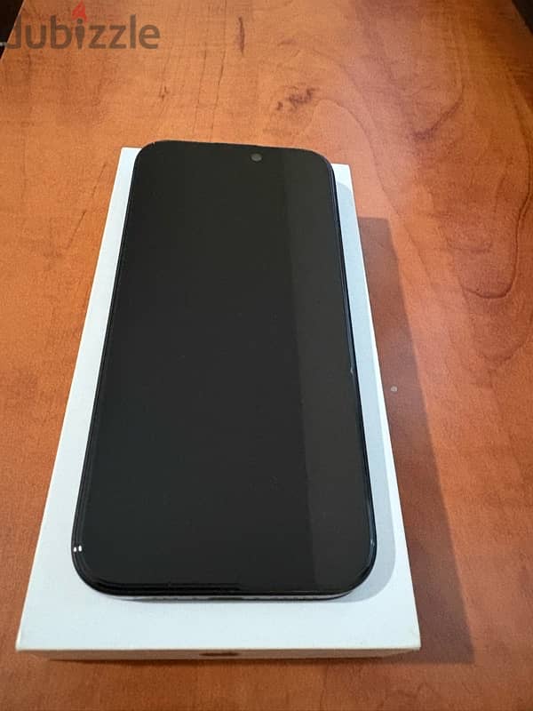 iPhone 15 Pro (Used) 4