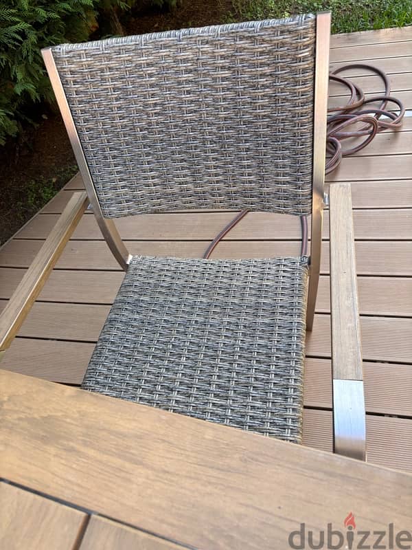 outdoor dining table & chairs 3