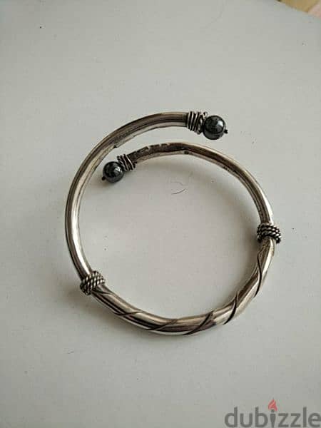 Old elegant bracelet - Not Negotiable 3