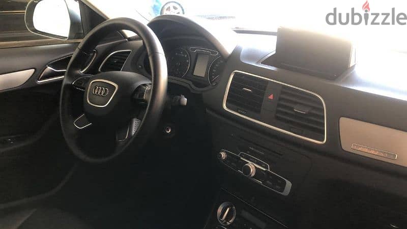 Audi Q3 2015 2.0T Quattro 4