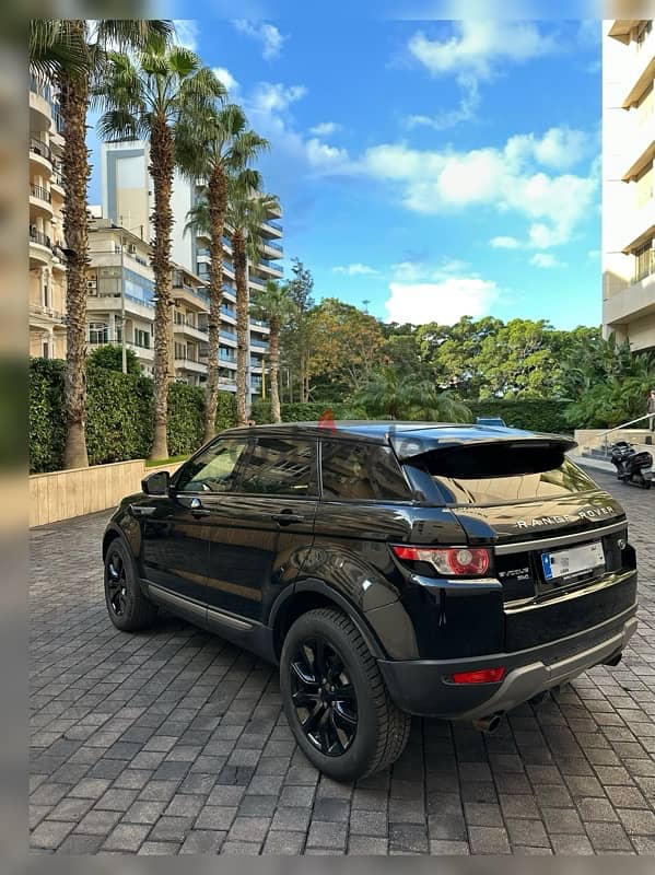 Land Rover Evoque 2015 1