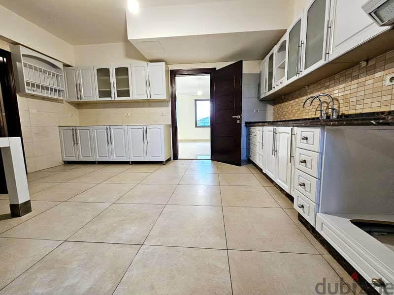 RA24-3722 Spacious Apartment 400m² in Sanayeh is now for rent 8