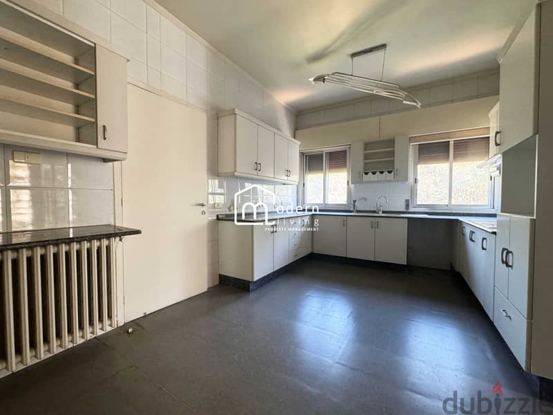 400 Sqm - Apartment for Sale in Rabieh 8