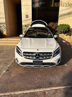 Mercedes GLA 2018 250 twin turbo 4matic very clean 0