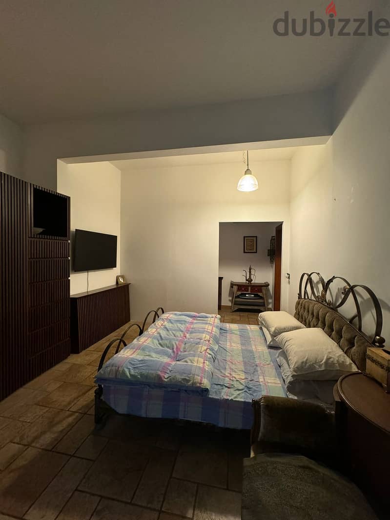 SPACIOUS APARTMENT IN MAR ELIAS / PRIVATE GARDEN (400SQ) , (BT-828) 10