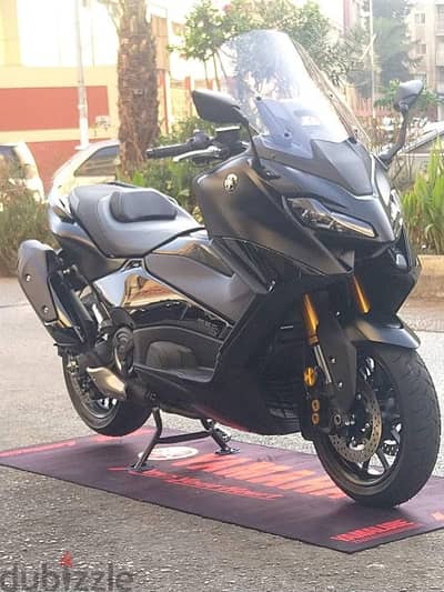 Yamaha Tmax 560 tech max company source and warranty