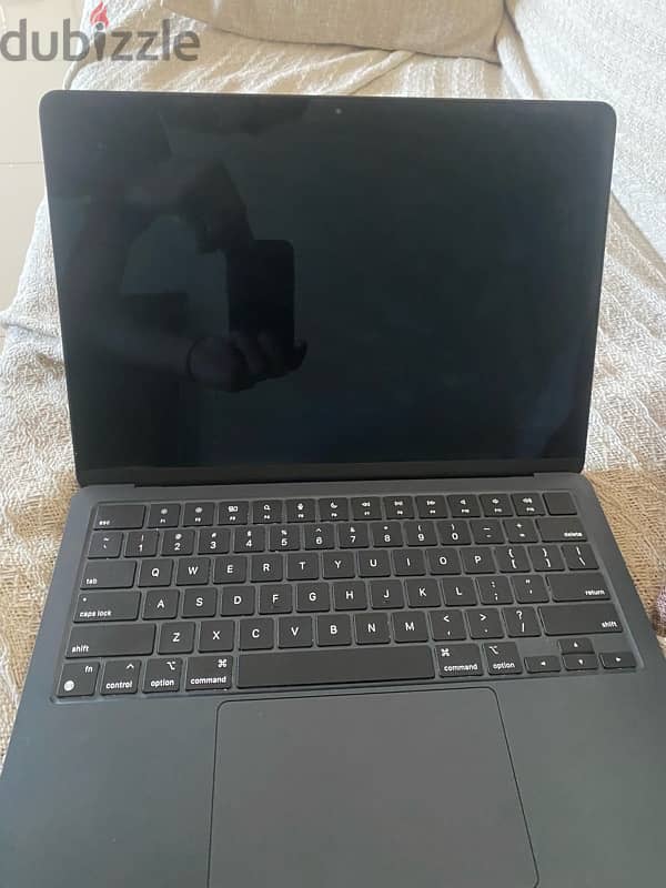 mackbook air m2 (mint condition) 4