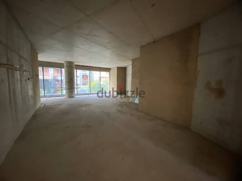 Shop for sale in Saydeh Achrafieh/ Spacious 4