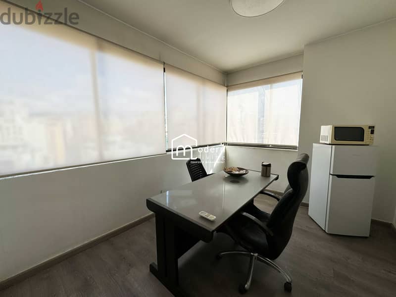 150 Sqm - Office For Sale in Sin El Fil 6