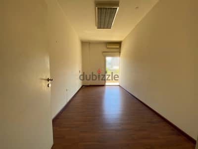 Office for rent in Antelias مكتب للايجار في انطلياس