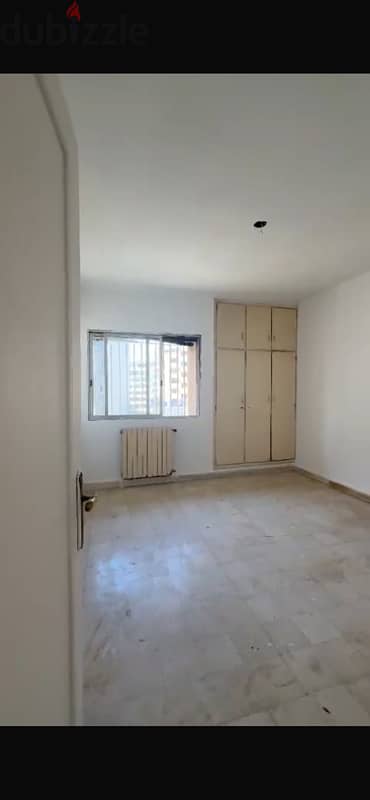 Apartment for sale in Qoraitem | شقة للبيع في قريطم 5