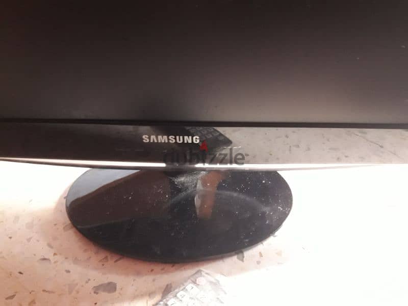 Tv. 22 inch Samsung / stand bel 7ayt / dvd w cd. ما في لزوم تحطوا لايك 0