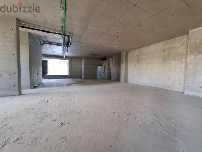 Hazmiyeh | 620m² Warehouse | High Ceiling | Easy Access | Parking 2