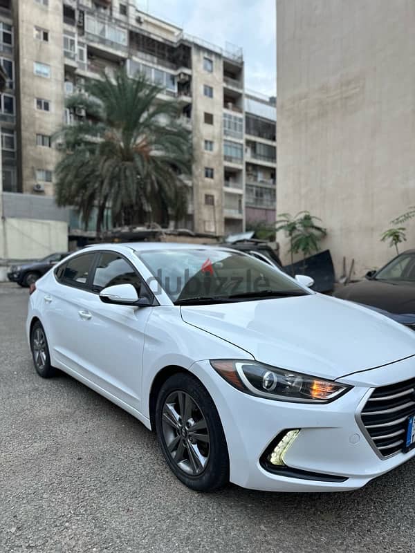 Hyundai Elantra 2018 2