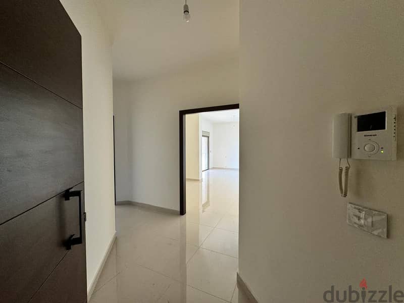 3 bedroom Apartment in Halat with Seaview 8