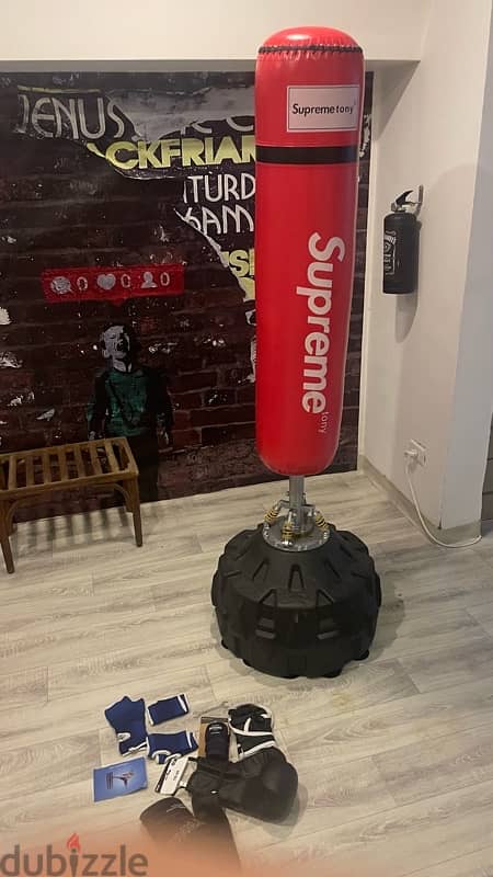 Boxing Bag  1m80  with gloves and equipments 3