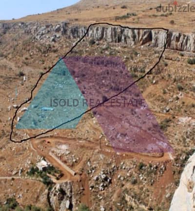 31,800 m2 land+open mountain view for sale in Faraya - أرض في فاريا