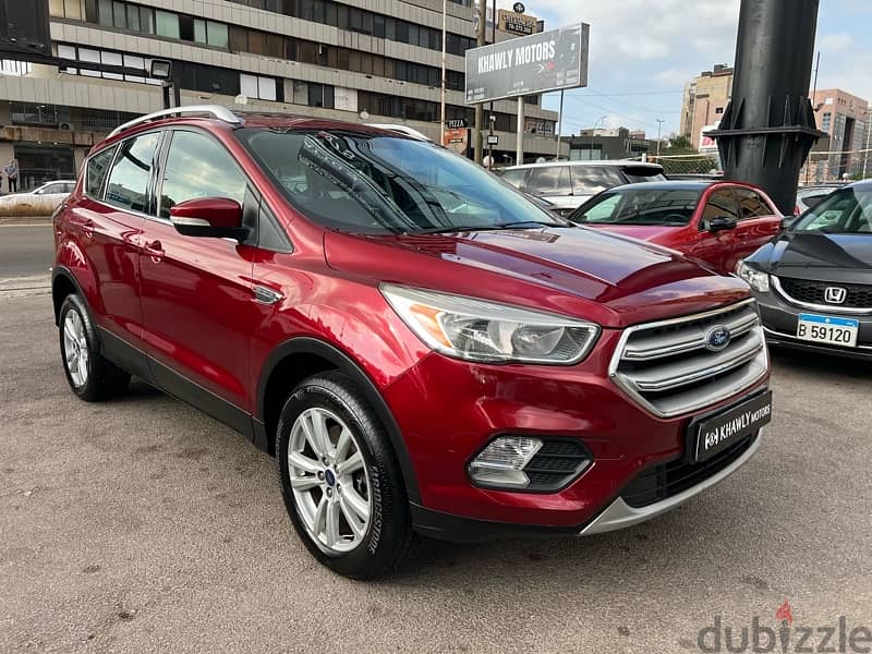 Ford Escape 4WD one owner 2