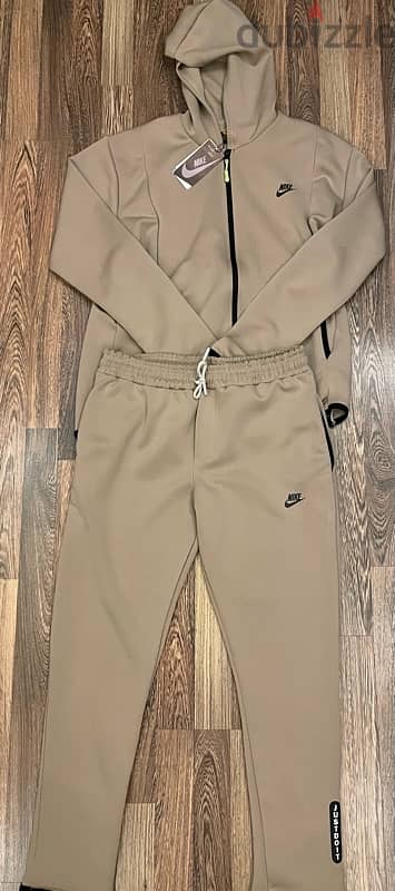 jacket & nike sets 3