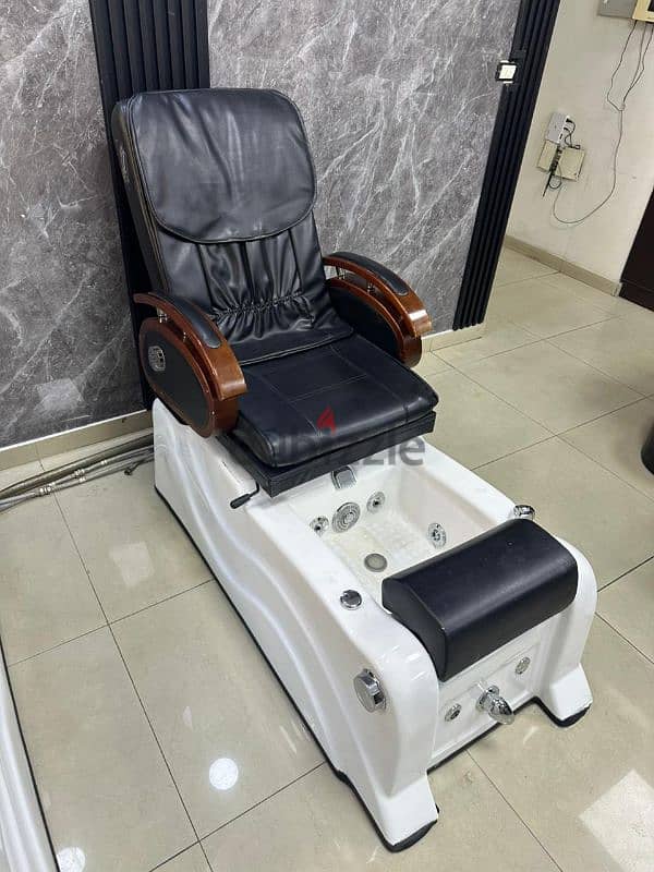 jacuzzi for pedicure for 150$ 0