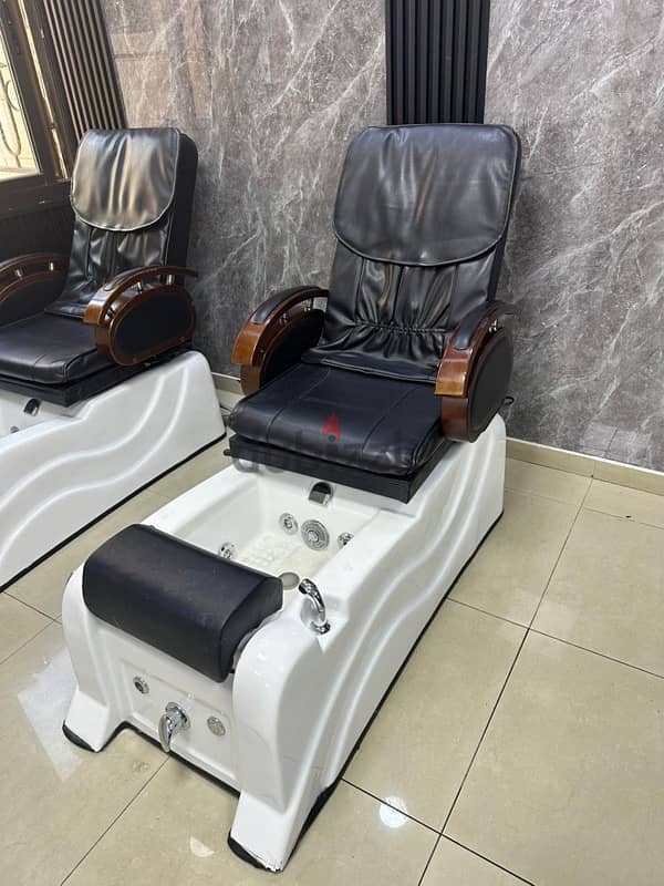 jacuzzi for pedicure for 150$ 1