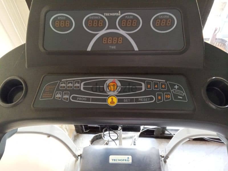 treadmill was previously owned but it is just like new 2