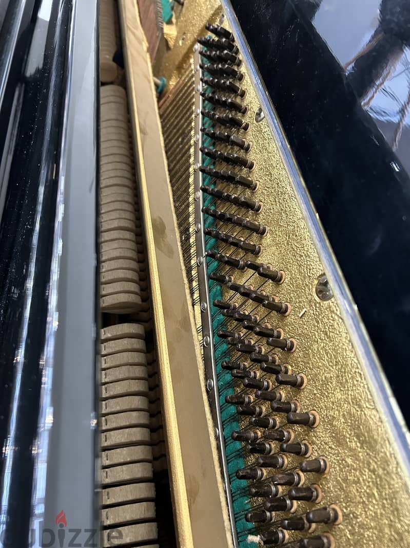 Красный Октябрь Russian Upright Piano. Used. In very good condition 3