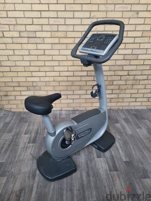 technogym bike like new hight quality fe mna tnen lwe7de b 570 dolar 1