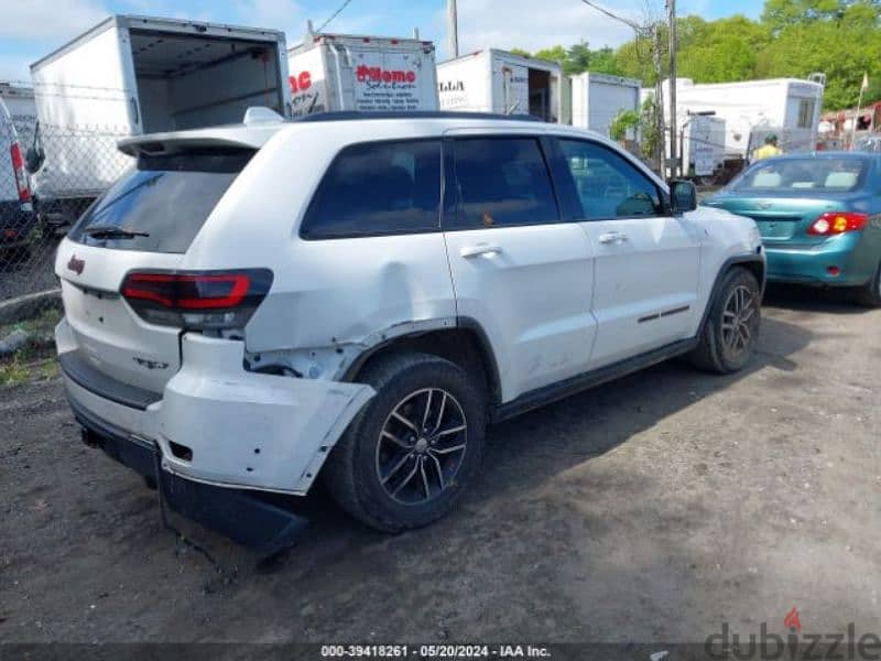 Jeep Grand Cherokee 2017 12