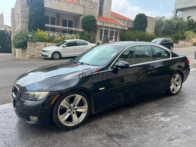 BMW 335i - Full options 2