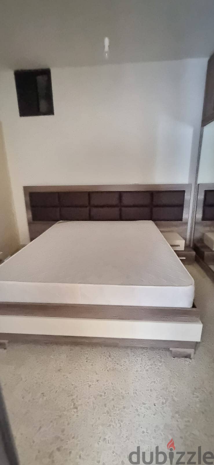 غرفة نوم كاملة مستعملة شهر واحدComplete bedroom set used for one mont 1